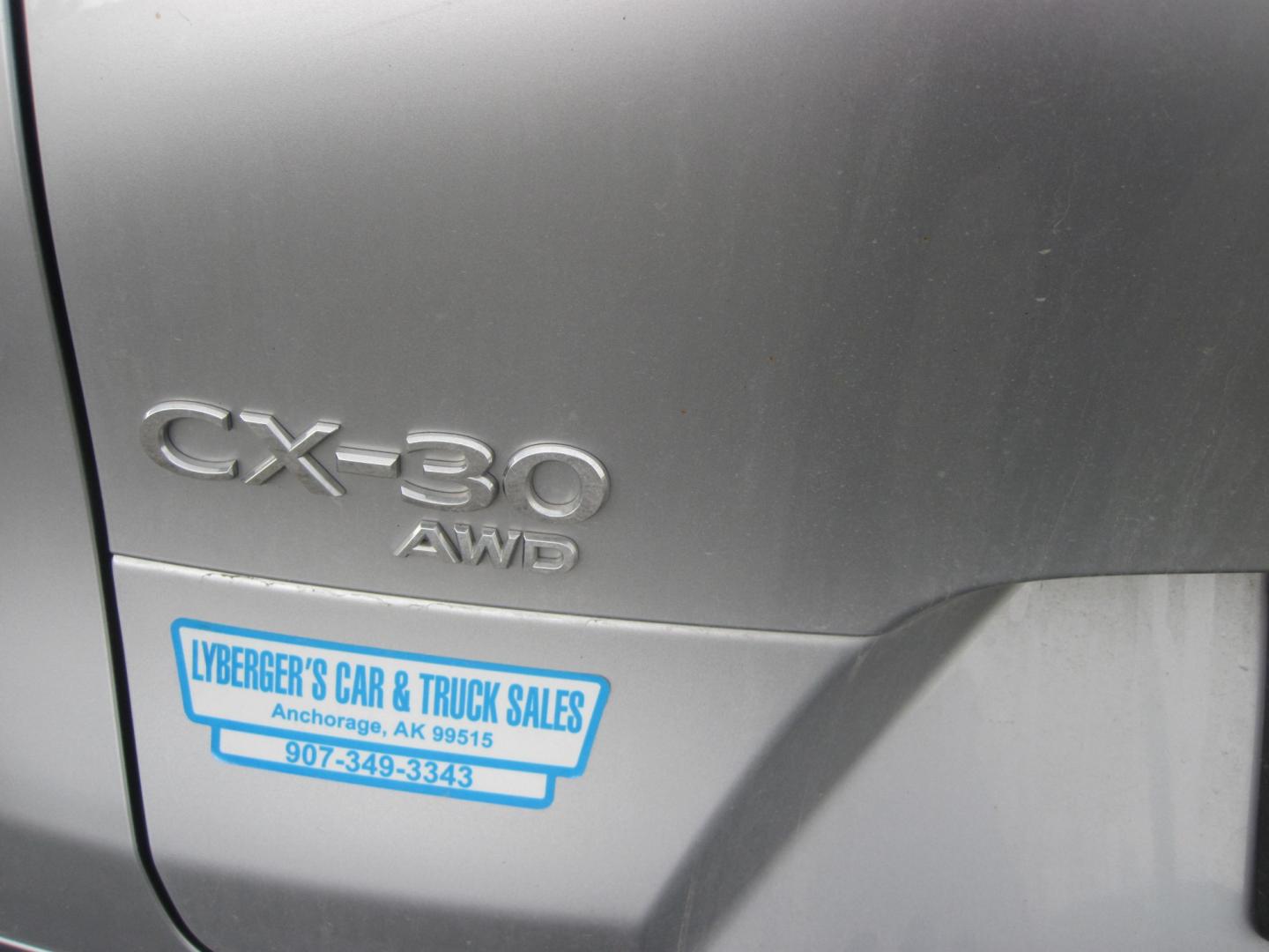 2021 silver /black Mazda CX-30 select AWD (3MVDMBBL3MM) with an 2.5L L4 DOHC 16V engine, 6A transmission, located at 9530 Old Seward Highway, Anchorage, AK, 99515, (907) 349-3343, 61.134140, -149.865570 - Photo#4